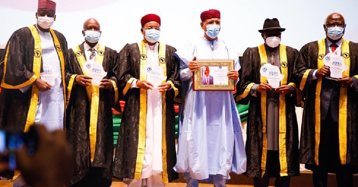 Former President Koroma And Other African Leaders Receive African Bar Medal of Merit in Leadership Award
