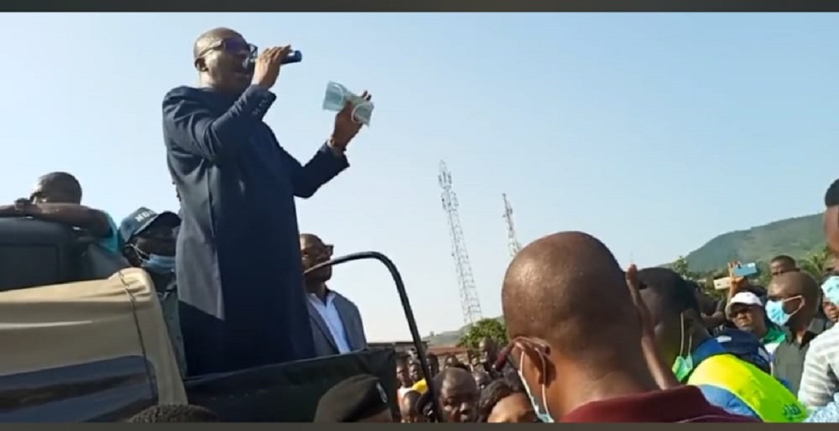 VP Juldeh Jalloh Addresses Victims of PMB Fire Accident And Assures Them of Government Support