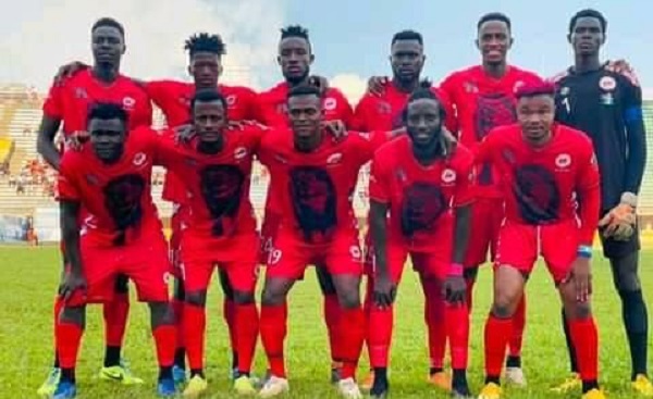 East End Lions Midfielder, Abu Dumbuya Resigns