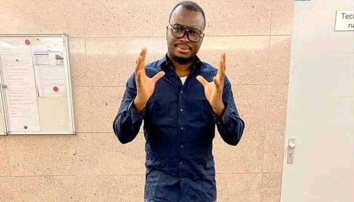 Adebayor Wishes Women in Sierra Leone a Happy Mother’s Day