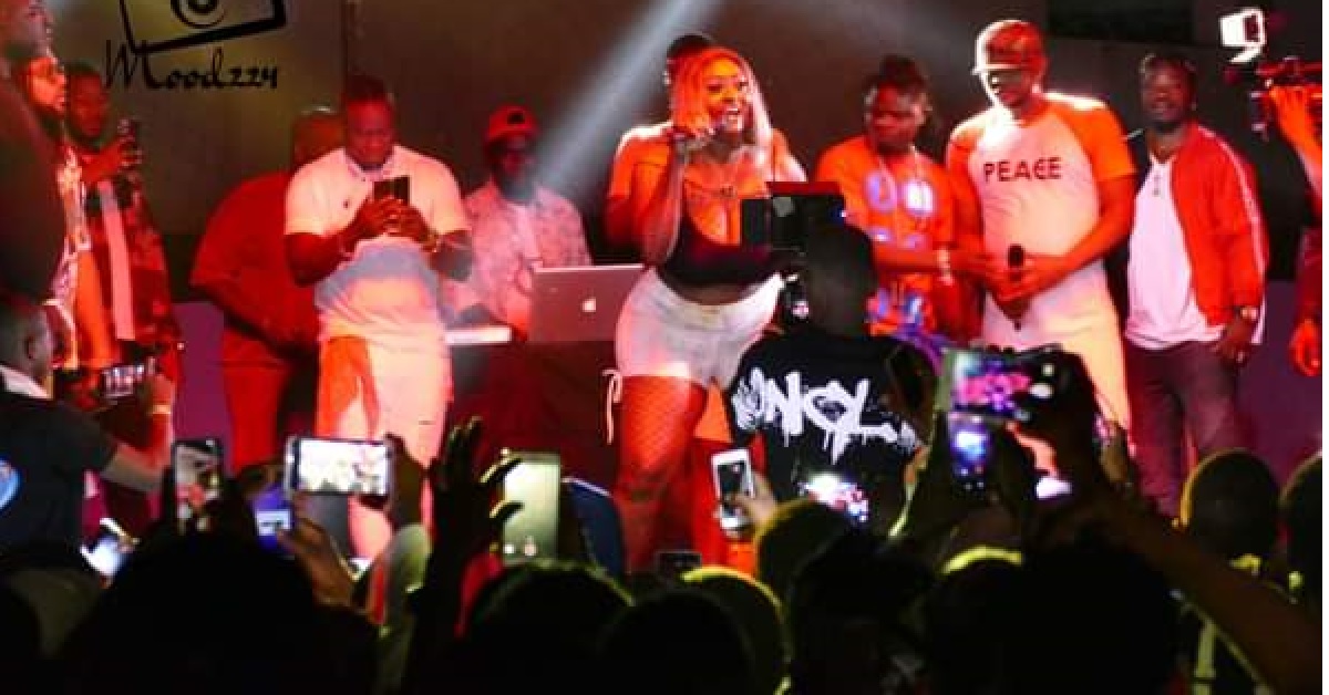 Natasha Beckley Lights Dakar on Her Stage Performance With Djanii Alfa