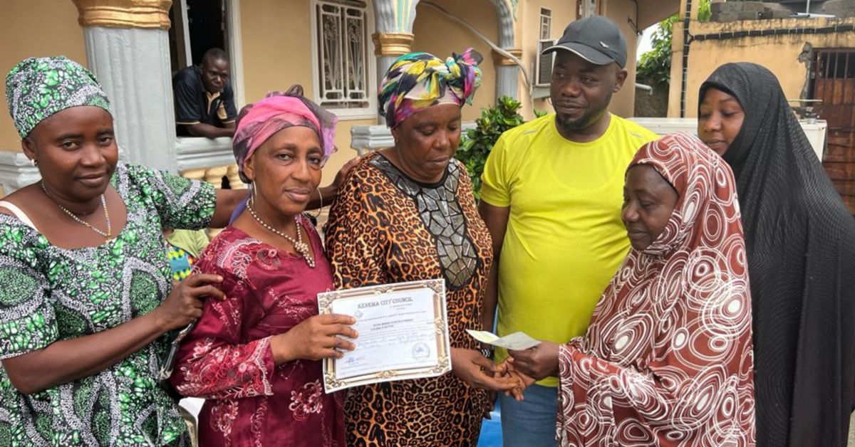 NPPA Boss Supports Yeyoo Women in Development Organization in Kenema