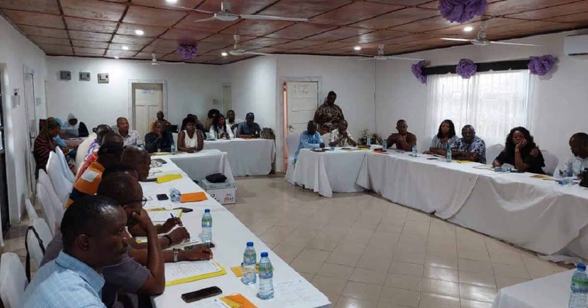 Chief Minister Meets Election Steering Committee