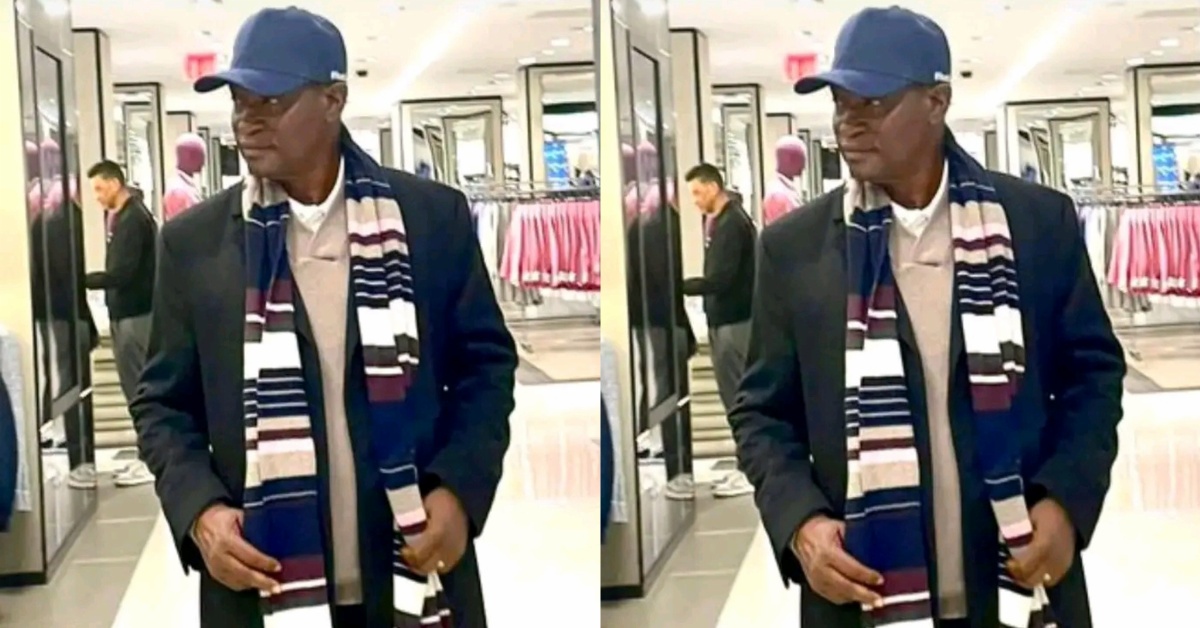 Sierra Leoneans Marvel at Samura Kamara’s Outfit in New York