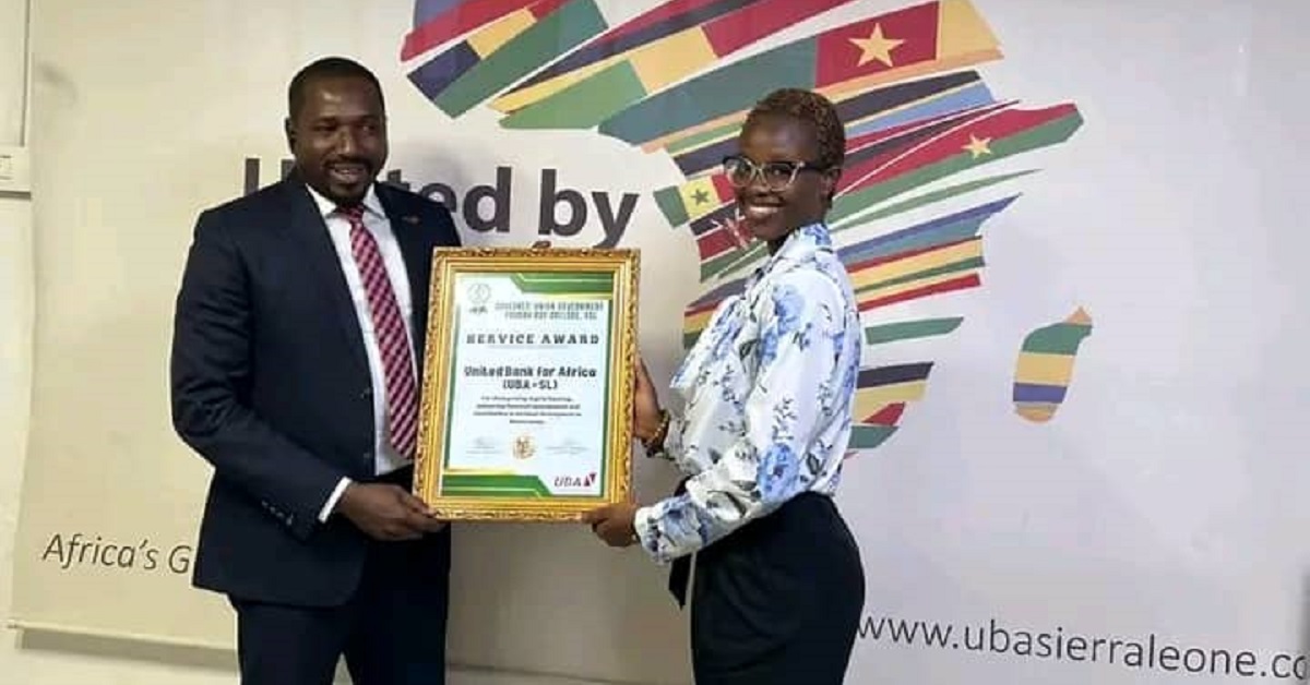 FBC Student Union Government Presents Award to UBA Managing Director