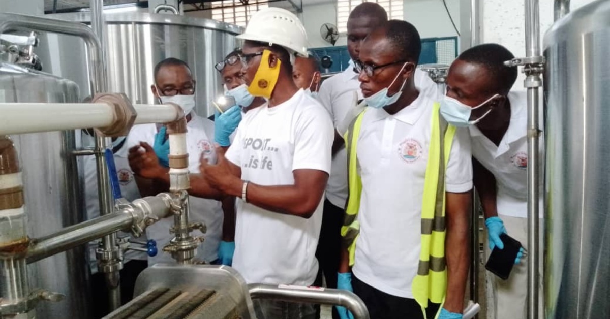 People’s Innovation Training Institute Provides Hands-On Experience for Engineering Students at Crystal Clear Industry