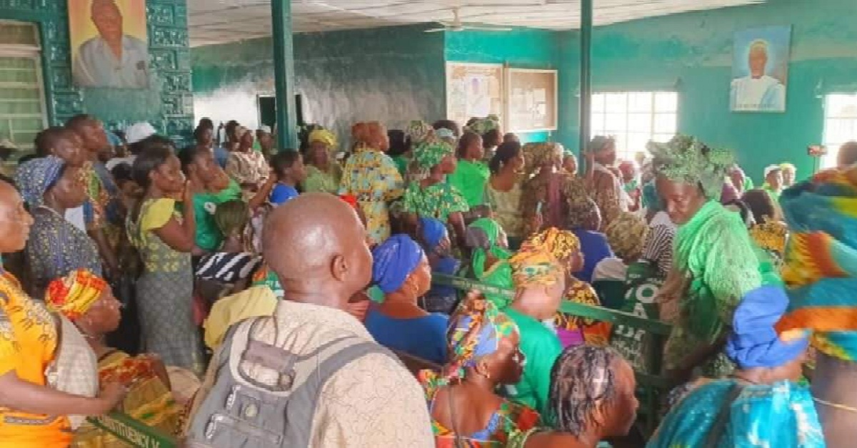 SLPP National Women’s Council Supports 110 Women with Cash Gifts in Sierra Leone