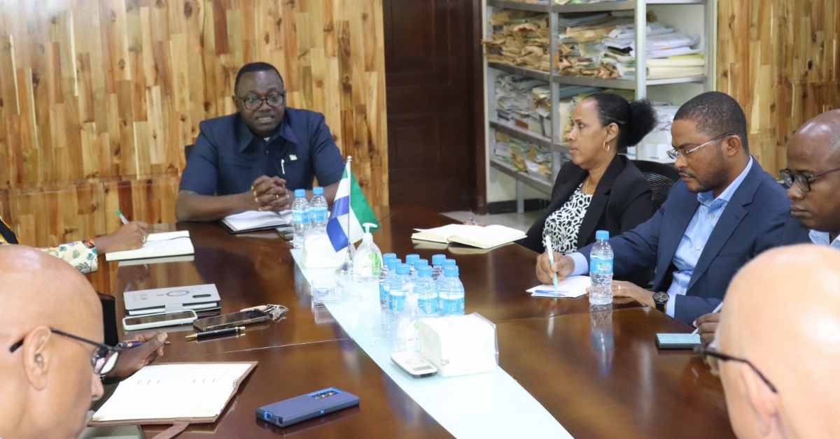 AfDB Consultants on the Lungi Bridge Design Optional Analysis Study Meet Minister of Finance