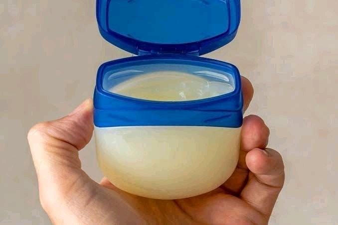 Revolutionizing Skincare: The Power of Combining Vaseline And Salt