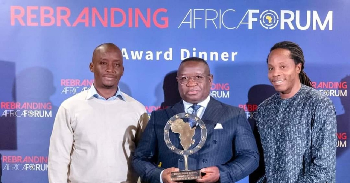 Chief Minister Sengeh Congratulates President Bio, Dedicates New Award to Sierra Leonean Youths