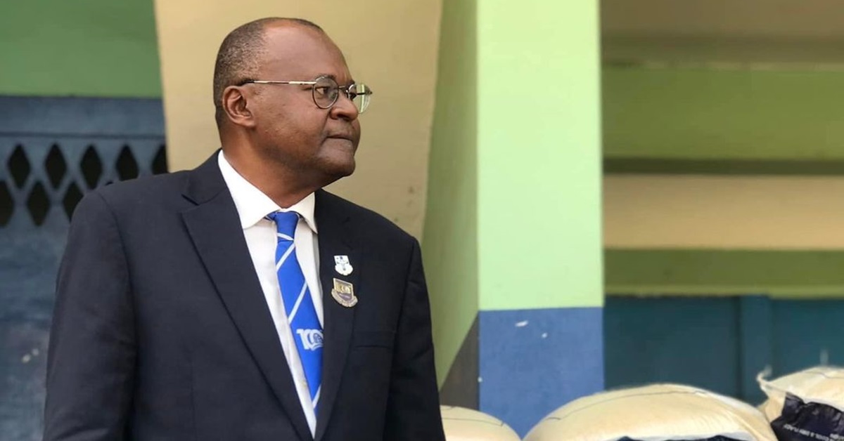 Professor Alusine Jalloh Donates Rice to St. Edwards Secondary School Teachers