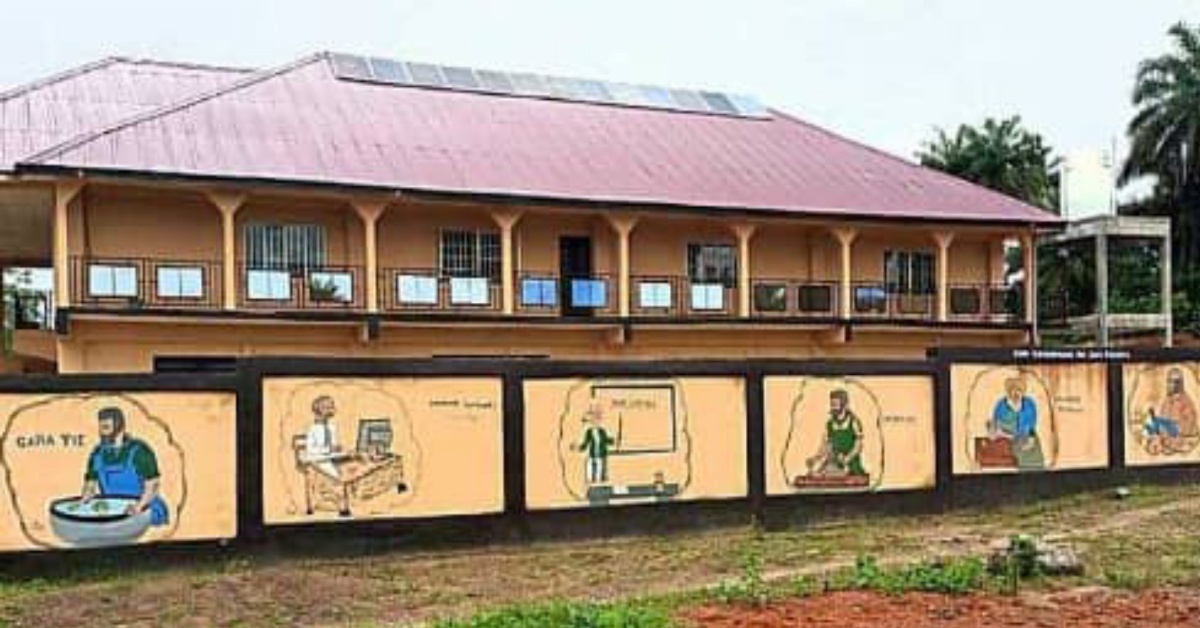 First Lady Fatima Bio Inaugurates Vocational Skills Training Center in Tikonko Chiefdom