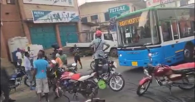 Okada Riders Block Waka Fine Buses, Protest Against Alleged Police Harassment in Freetown