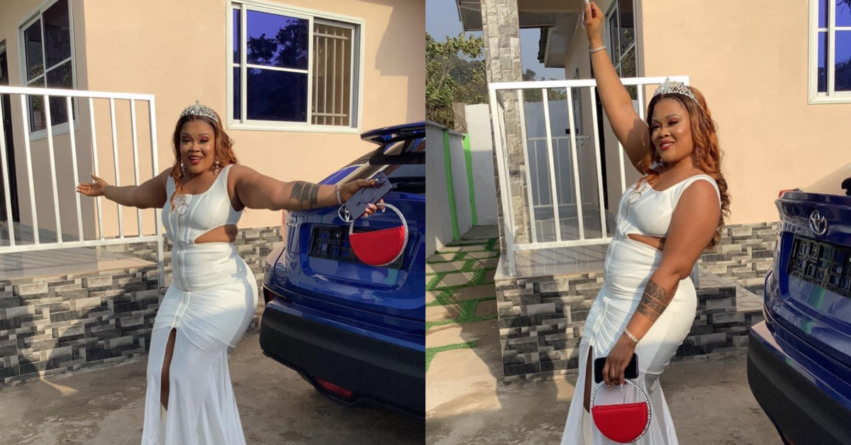 House of Stars 2024 Winner, Hawa Tombo Receive Prizes