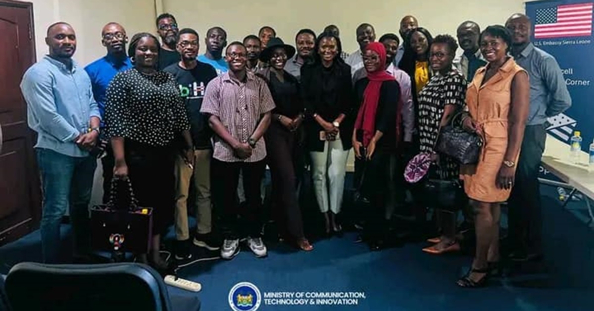 Ministry of Communication Holds Strategic Meeting With Private Companies