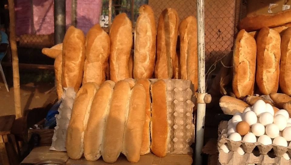 Popular Business Tycoon, Juldeh Sow Reduce Flour Prices in Ramadan