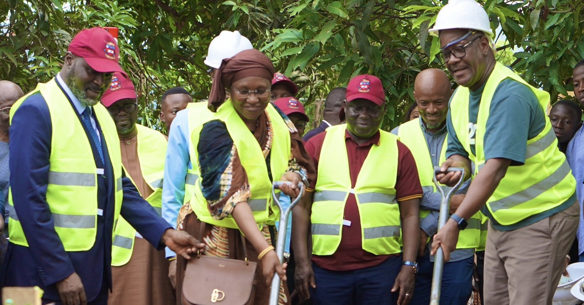 Health Minister Turns Sod for Construction of New Faculty of Basic Sciences at COMAHS in Freetown