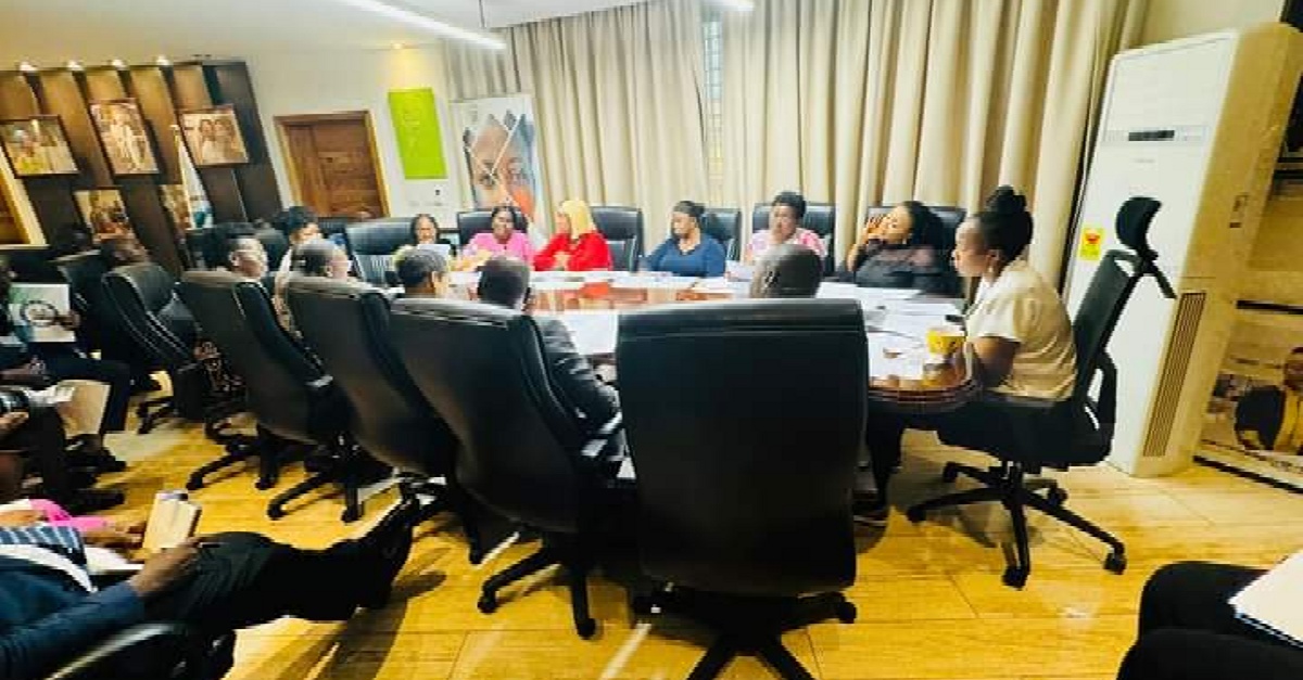 First Lady Fatima Bio Hosts Chinese Investors in Sierra Leone