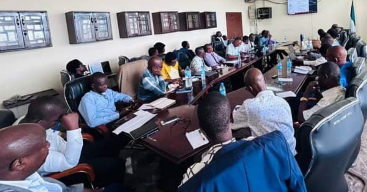 Ministry of Public Administration And Political Affairs Holds General Staff Meeting