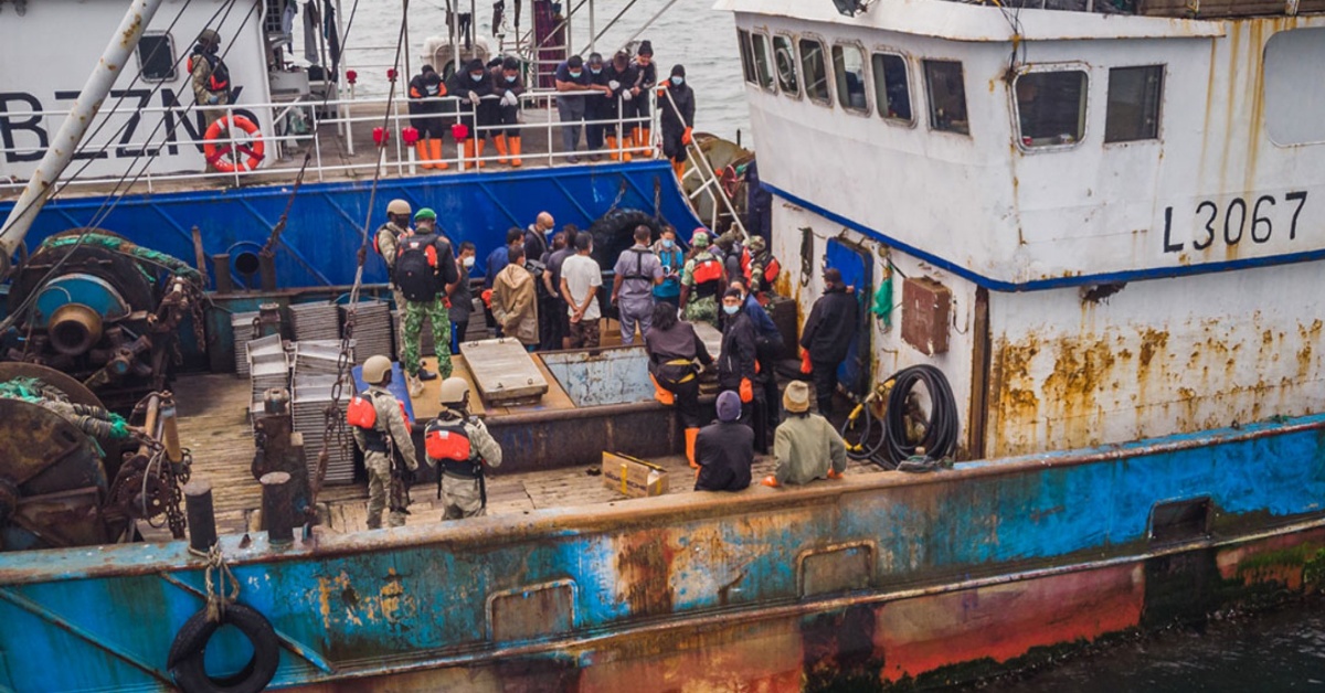 Ministry of Fisheries Apprehends Illegal Fishermen with Large Quantity of Jellyfish in Tombo