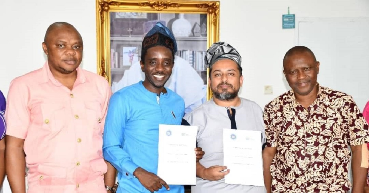 Information Minister Signs MOU with Chilean University for Civic Education Collaboration