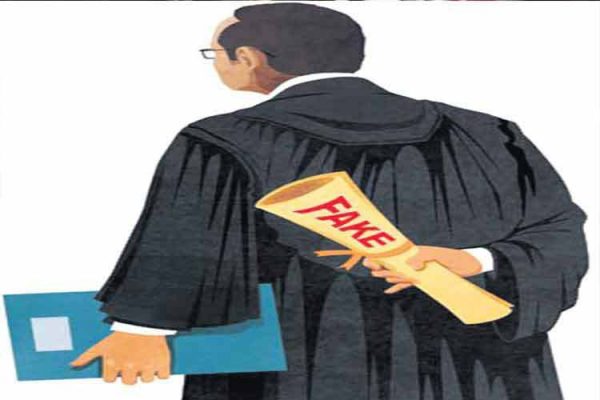 Suspected Fake Lawyer in Court For Alleged Fraud