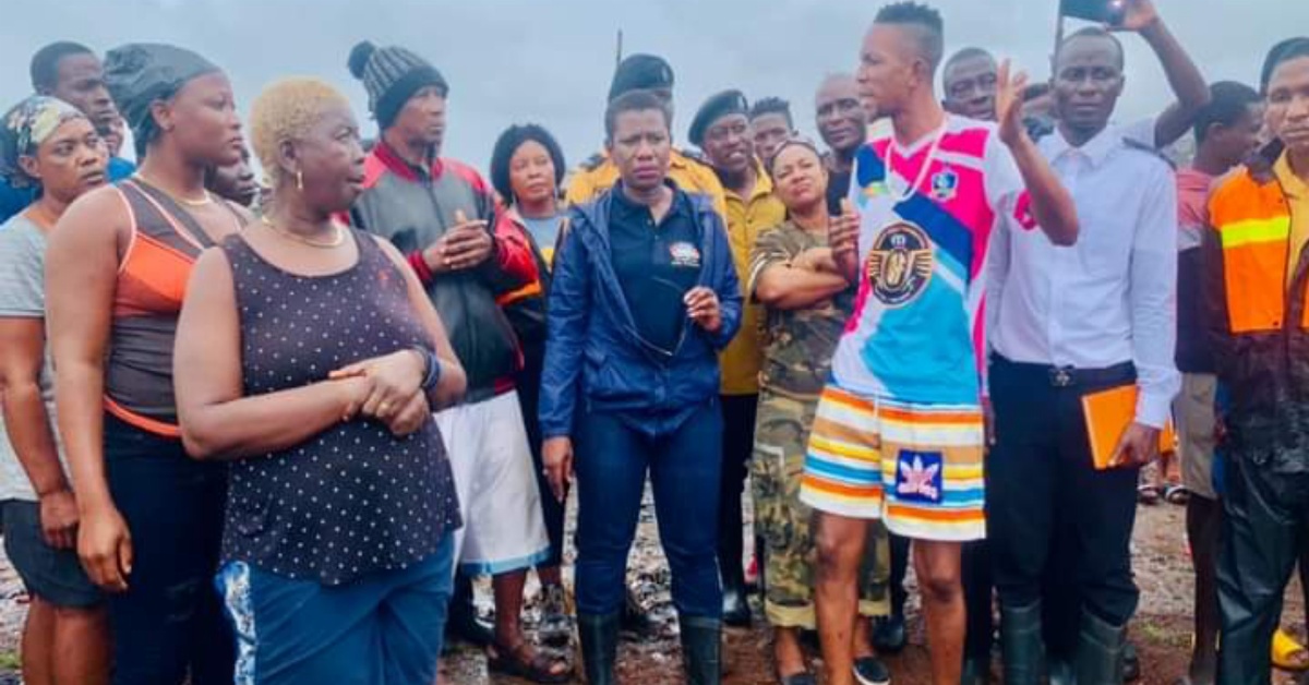 Mayor Yvonne Aki-Sawyerr Engages Kroo Bay Residents on Demolition Plan