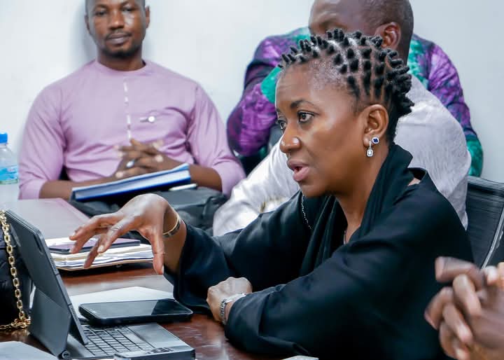 Parliamentary Committee on Tourism Engages Minister Nabeela Tunis