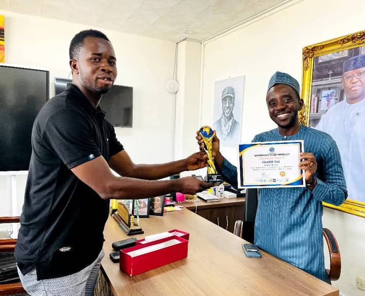 Information Minister Chernor Bah Receives 7th Bai Bureh Service Delivery Award