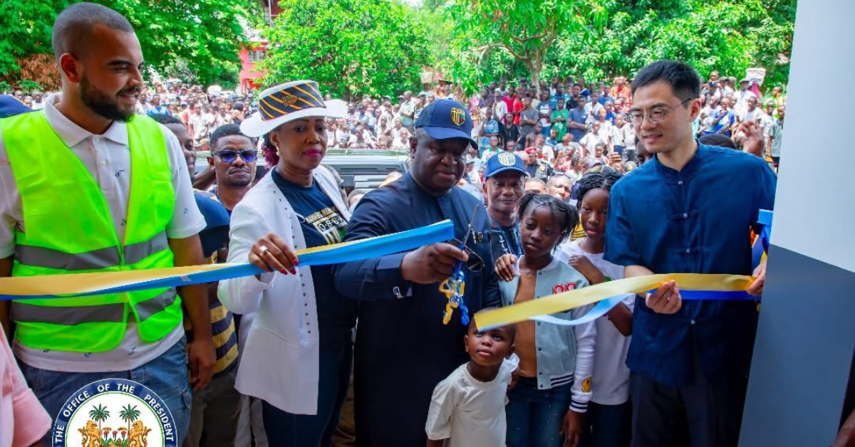 President Bio Commissions Development Projects at Bo School