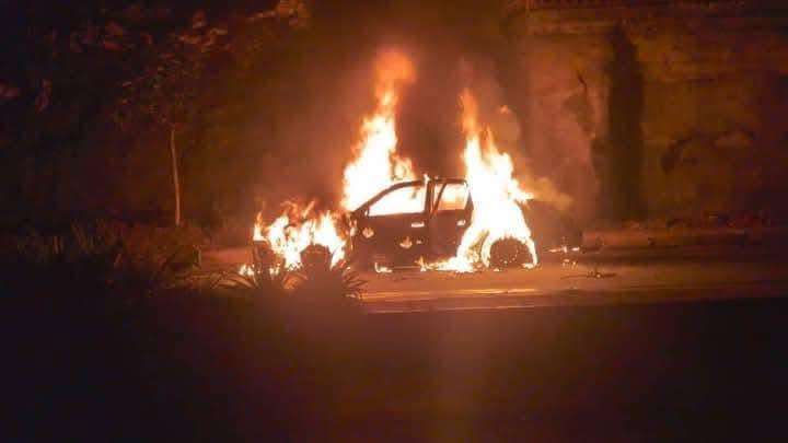 Two Newly Imported Vehicles Mysteriously Burnt to Ashes in Freetown After Clearing at Water Quay
