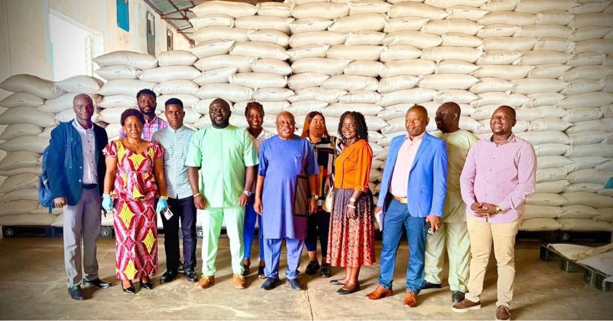 Government of Sierra Leone Receives 20,600 Bags of Rice from China for School Feeding Program