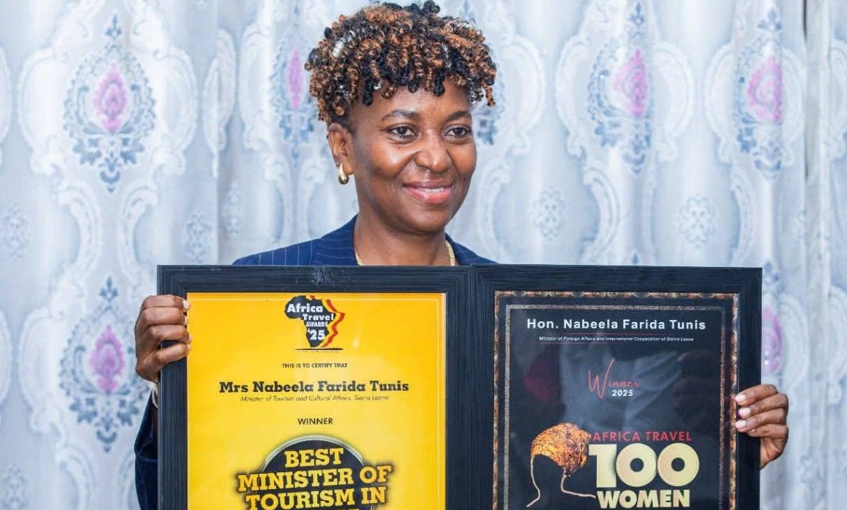 Minister Of Tourism Nabeela Farida Tunis Awarded With International Achievement