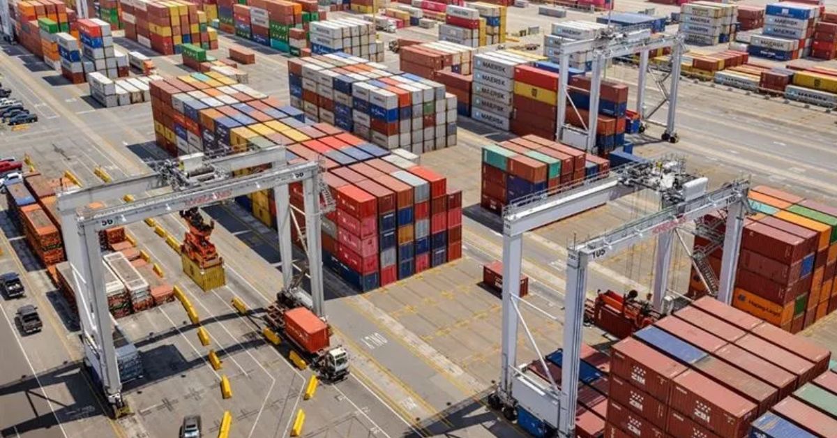 SLPHA Deny Social Media Claims of 16 Smuggled Containers at Freetown Port