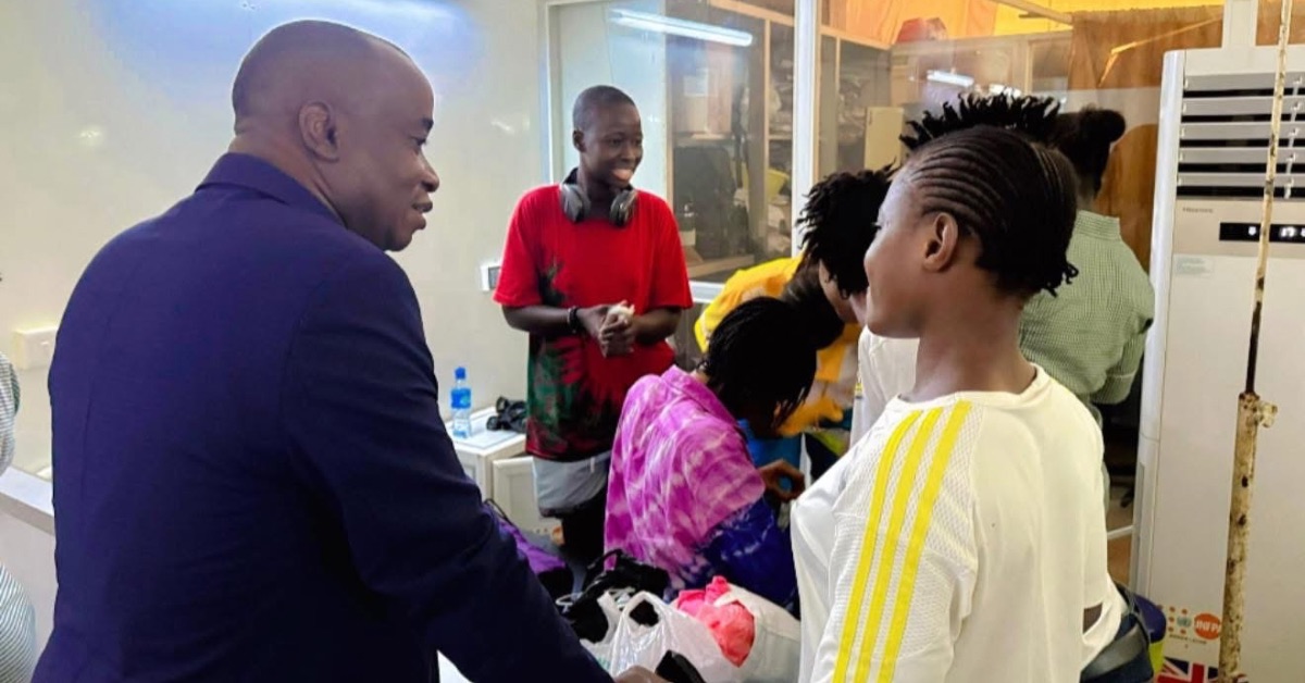 SLFA President Babadi Kamara Visits Injured Koya Queens Players at 34 Military Hospital