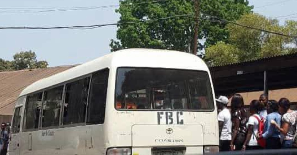 FBC Students Raise Concerns Over Overcrowded Campus Bus