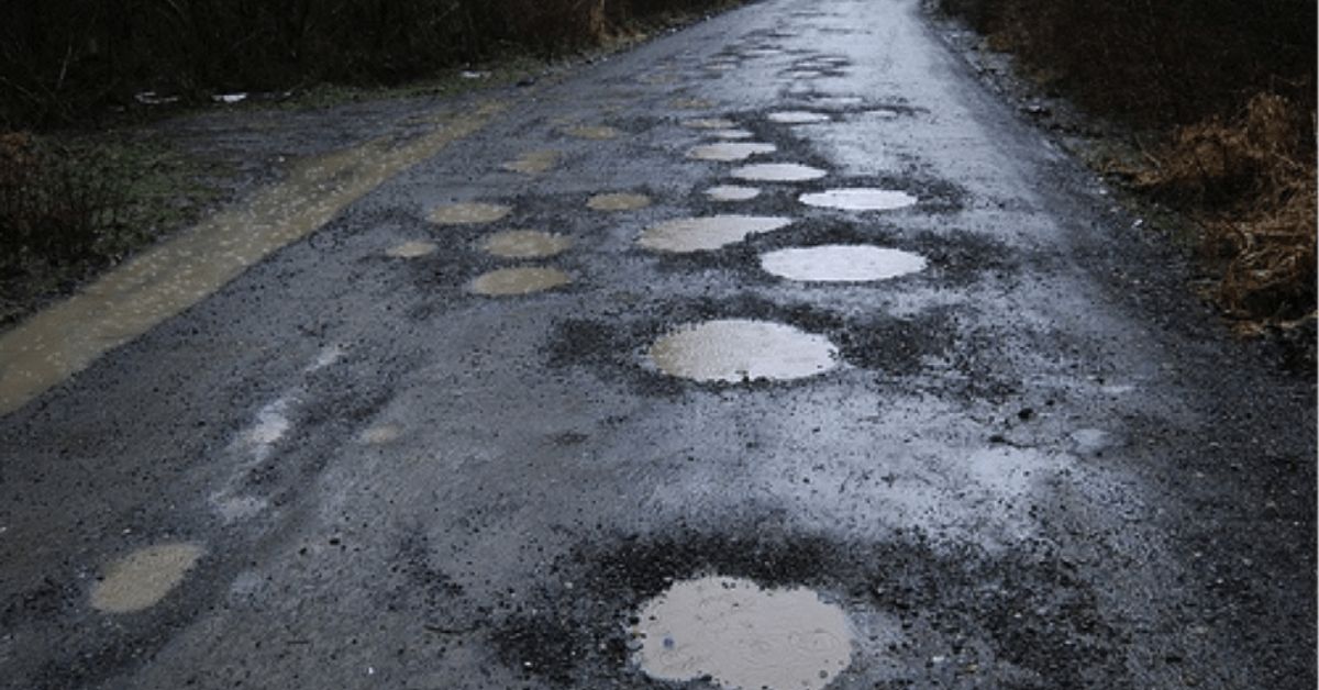 Travellers Commend SLRA for Pothole Repairs on Bo-Taiama Road