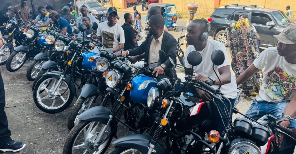 Chief Minister Boosts SLPP Young Generation Leaders in Western Area with 30 Motorbikes
