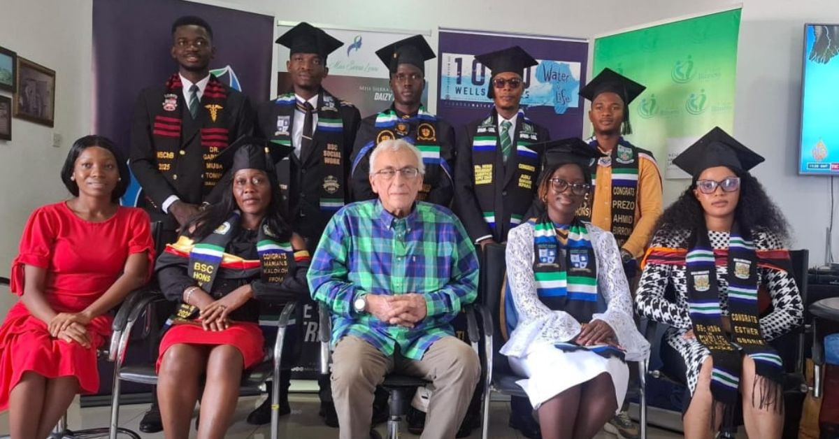 Twelve University Students Receive Scholarships for Academic Excellence