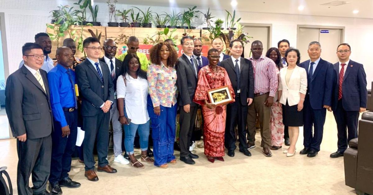 Freetown Mayor Holds Talks with Chinese Official to Strengthen Sister-City Ties