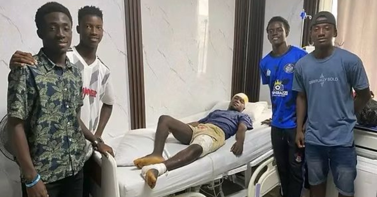Sierra Leone U-17 Squad Shows Support for Injured Team Member