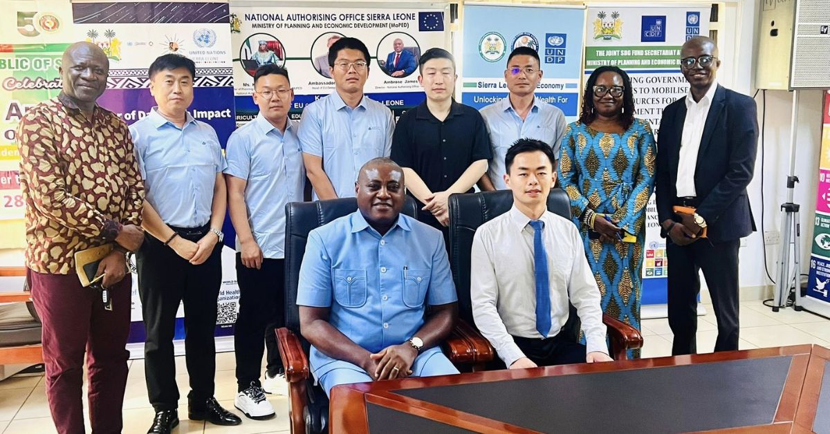 MoPED, Chinese Experts Finalise Plans for Nationwide Solar Streetlight Project