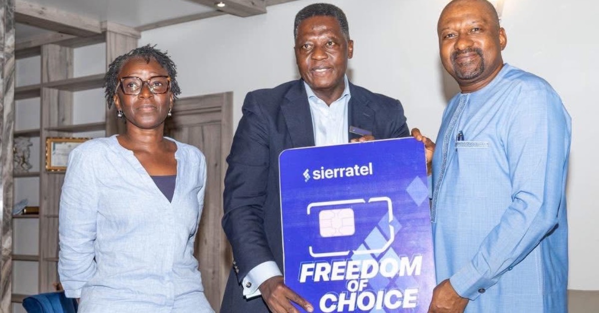 Sierratel Officials Present SIM Card to Vice President During Courtesy Visit