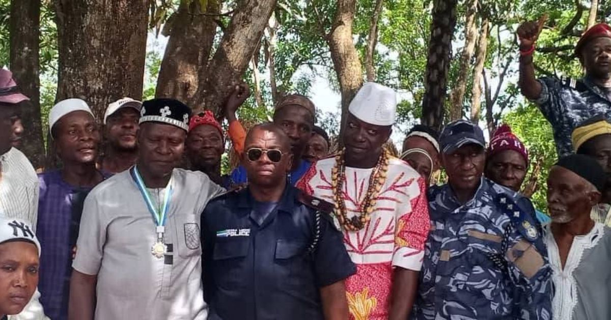 Kamakwie Police Strengthens Partnership with Traditional Authorities
