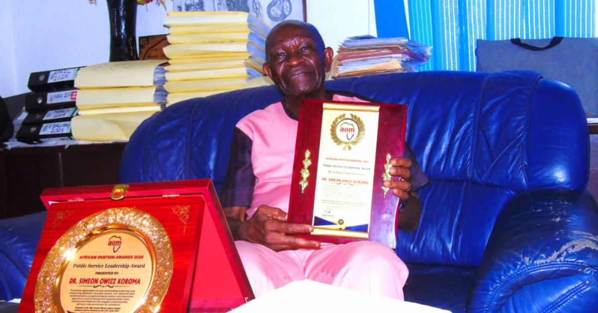 Pathologist Dr. Simeon Owizz Koroma Honoured for Professional Excellence at African Ovation Awards