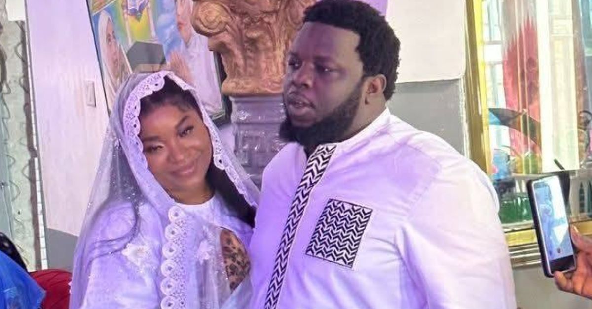 Rapper Mus-B Ties the Knot with Longtime Partner