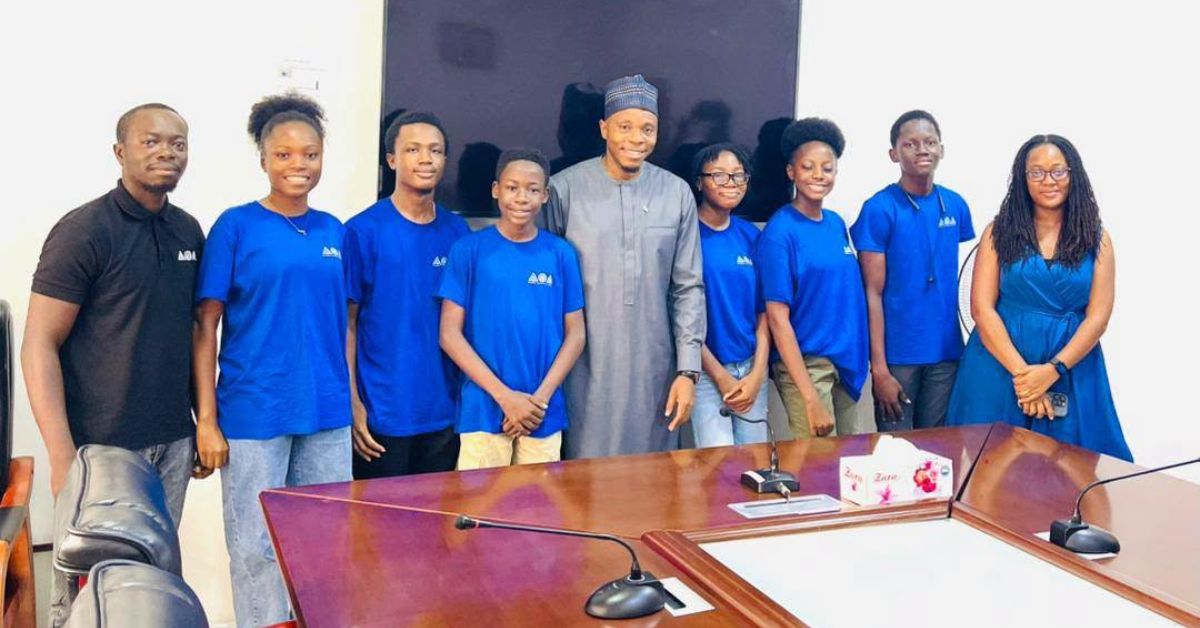 David Moinina Sengeh Meets PAMO-Bound Sierra Leonean Students