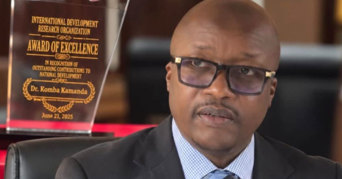 Chief Justice Komba Kamanda Receives International Human Rights Award